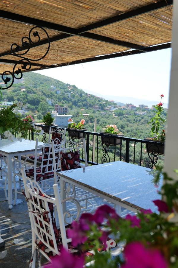 Bed and Breakfast Vila Panorama Piqeras Zewnętrze zdjęcie