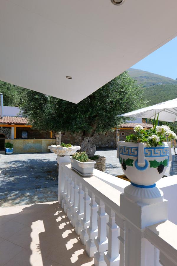 Bed and Breakfast Vila Panorama Piqeras Zewnętrze zdjęcie