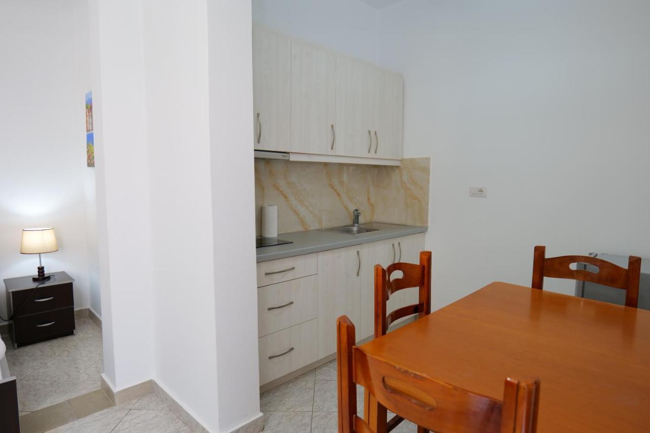 Bed and Breakfast Vila Panorama Piqeras Zewnętrze zdjęcie