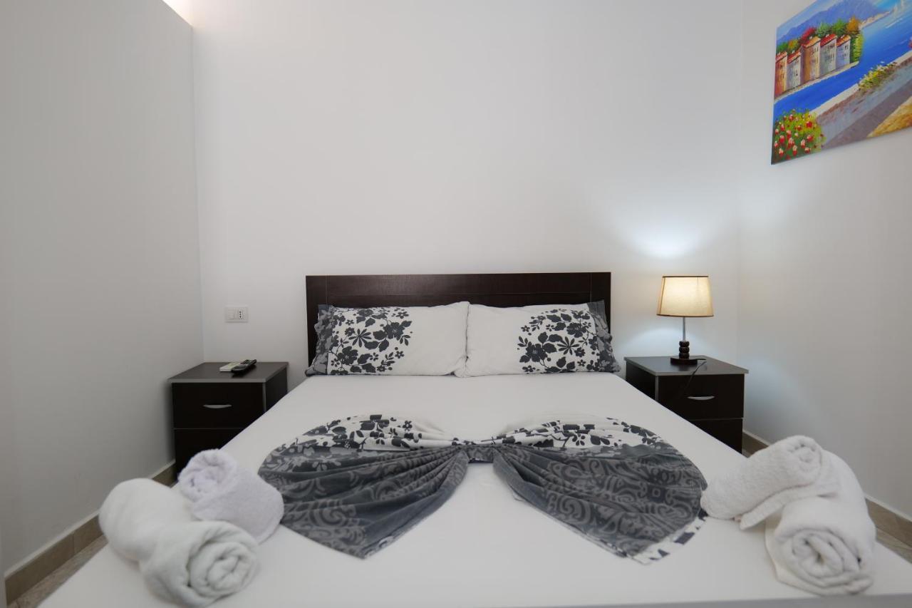 Bed and Breakfast Vila Panorama Piqeras Zewnętrze zdjęcie