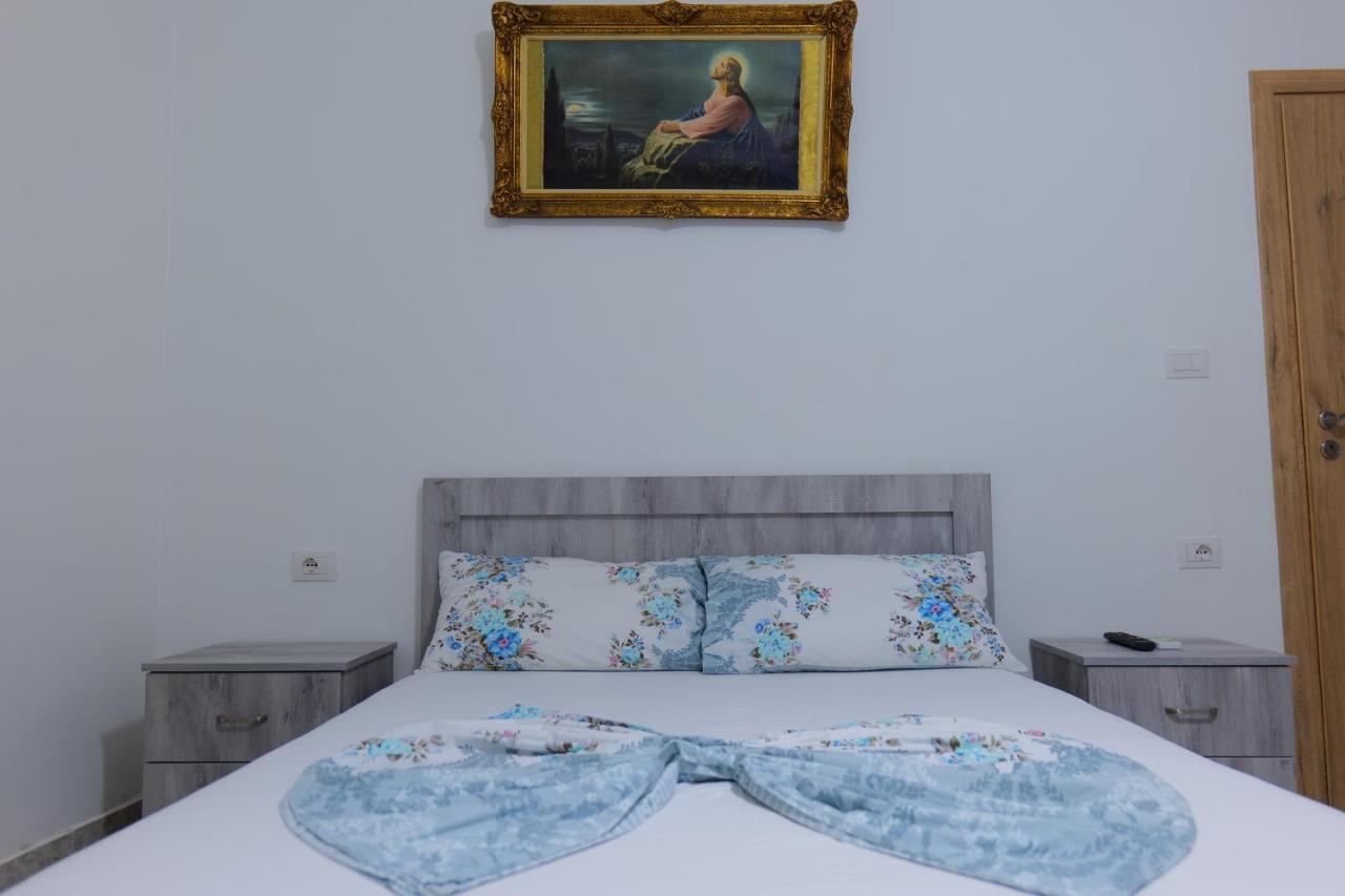 Bed and Breakfast Vila Panorama Piqeras Zewnętrze zdjęcie